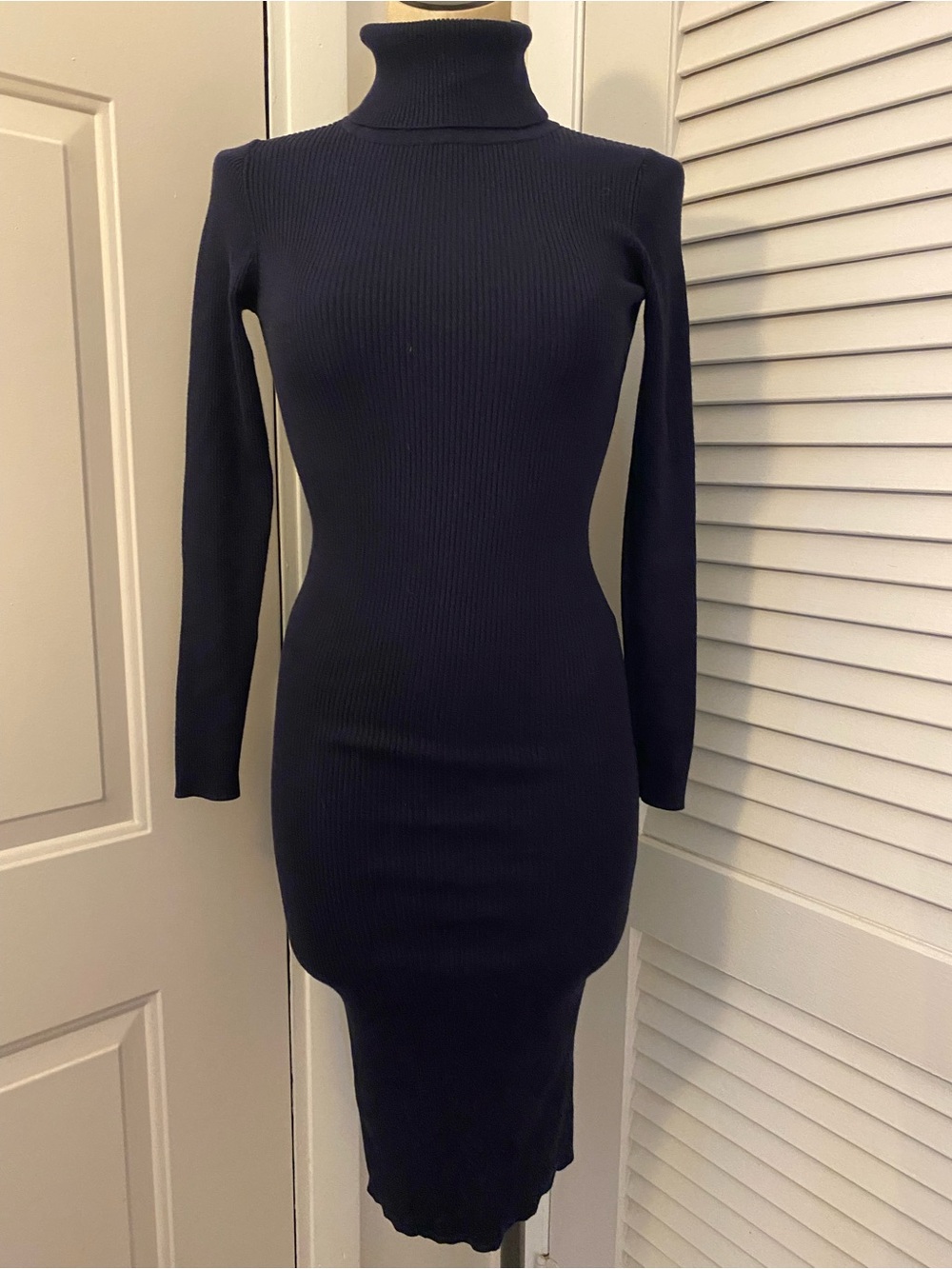 “Pretty Guide” Fitted Navy Ribbed Turtleneck Midi Dress - Long Sleeve- Size XS